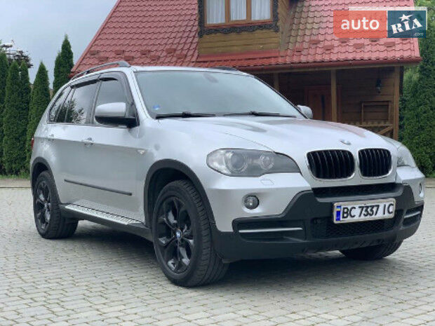 BMW X5 2009 года