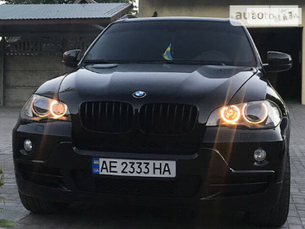 BMW X5 2009 року