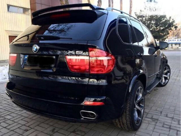 BMW X5 2009 року