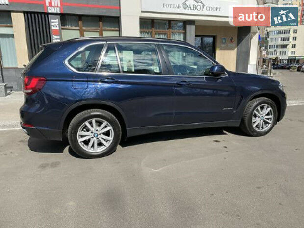 BMW X5 2018 року