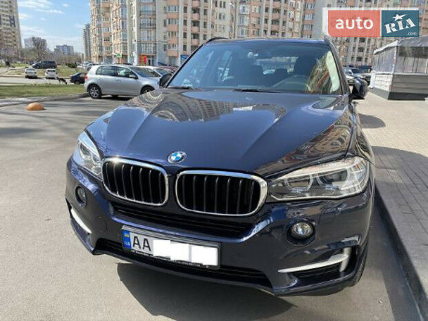 BMW X5 2018 года