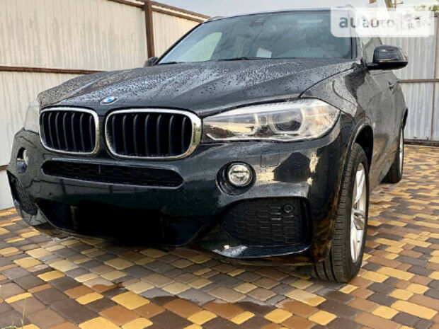 BMW X5 2017 року