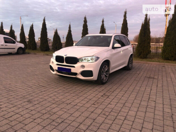 БМВ Х5 2015 року BMW X5 2015 року