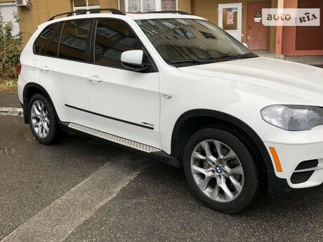 BMW X5 2010 года