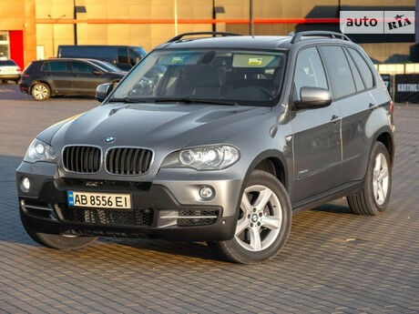 BMW X5 2011 року