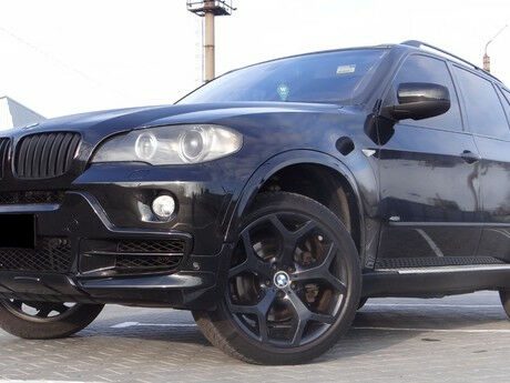 BMW X5 2008 года