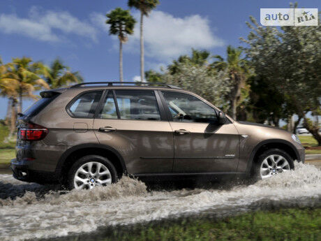 BMW X5 2002 года