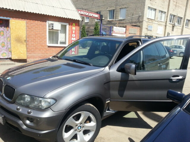 BMW X5 2004 года