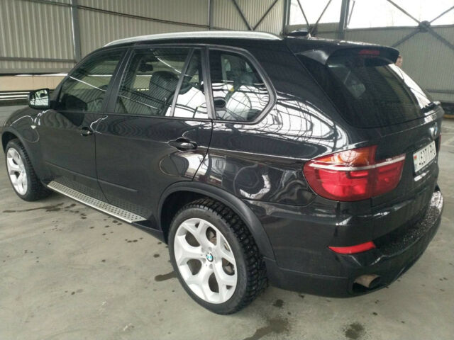 BMW X5 2010 года