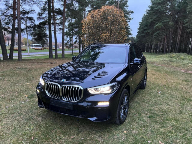 BMW X5 2019 года