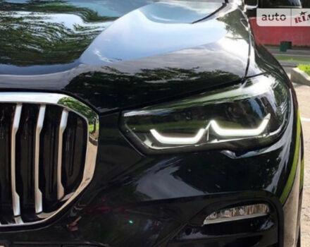 BMW X5 2019 року