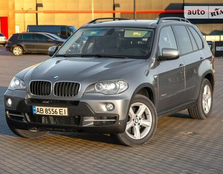 BMW X5 2011 года