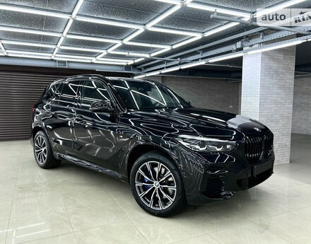 BMW X5 2022 года