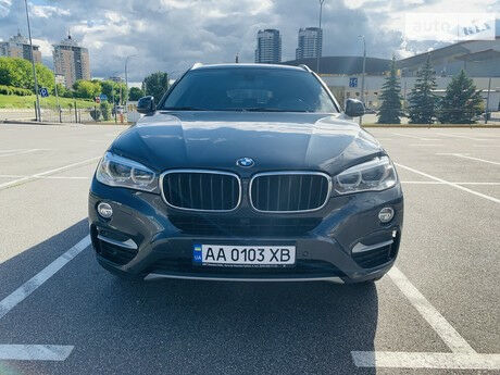 BMW X6 2018 года