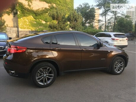 BMW X6 2012 года