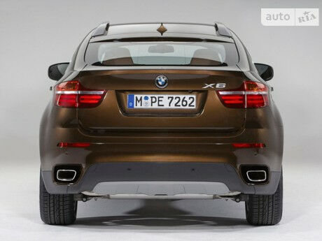 BMW X6 2013 года