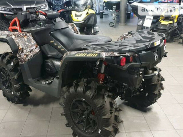 BRP Outlander 2019 року