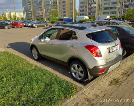 Фото на відгук з оцінкою 4.4   про авто Buick Encore 2015 року випуску від автора “mguandrey” з текстом: Для моего телосложения (рост196см.) довольно комфортно за рулём, за мной свободно разместиться че...