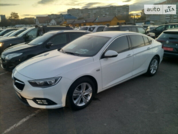 Buick Regal 2017 года