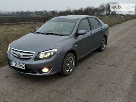 BYD New F3 2013 года