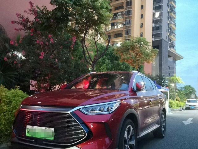 BYD Song Plus 2023 року