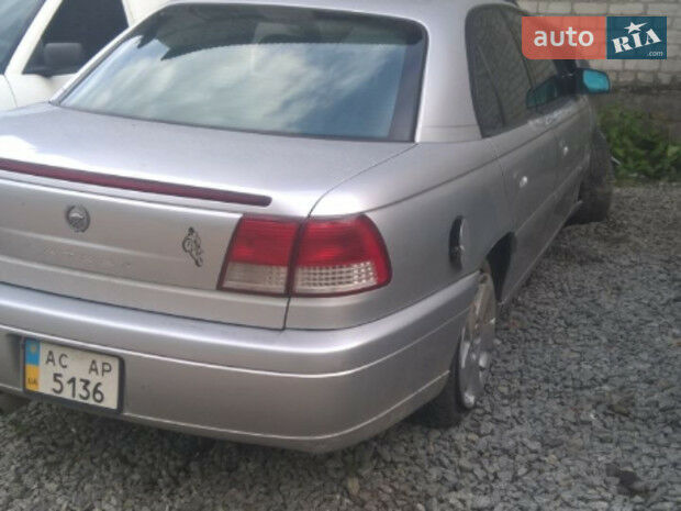 Cadillac Catera 2001 року