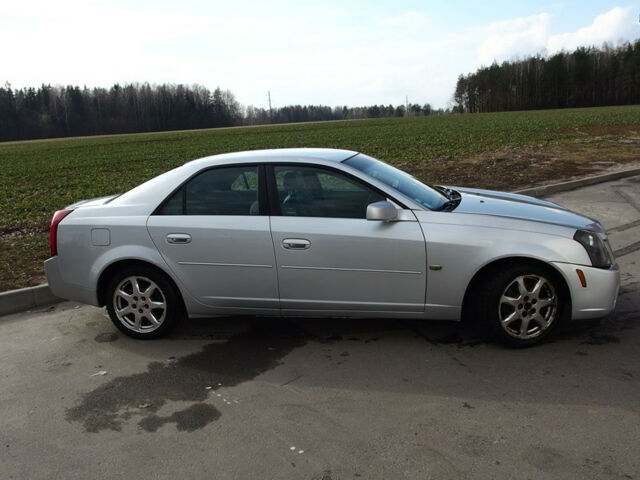 Cadillac CTS 2003 року