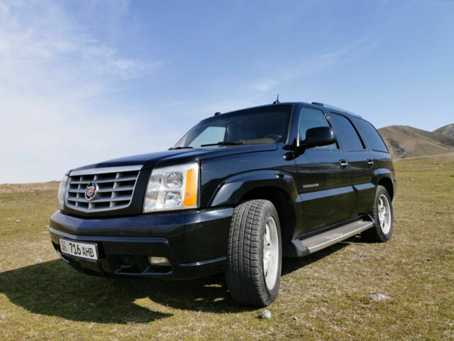 Cadillac Escalade 2004 года