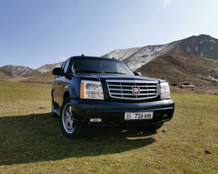 Cadillac Escalade 2004 года