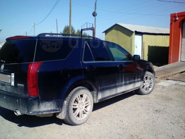 Cadillac SRX 2004 года