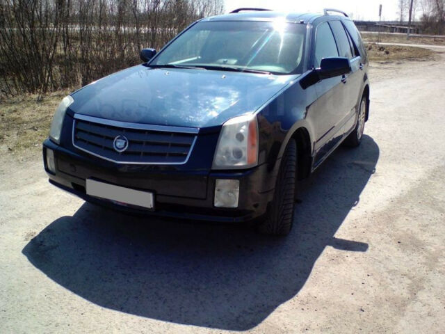 Cadillac SRX 2004 года