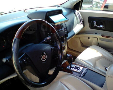 Cadillac SRX 2004 года - Фото 4 авто