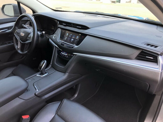 Cadillac XT5 2018 года