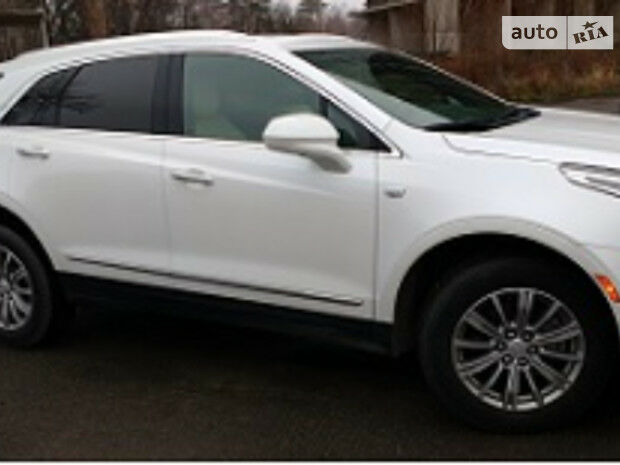 Cadillac XT5 2017 года