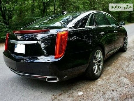 Кадиллак ХТС 2017 року Cadillac XTS 2017 року
