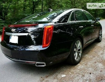 Cadillac XTS 2017 года