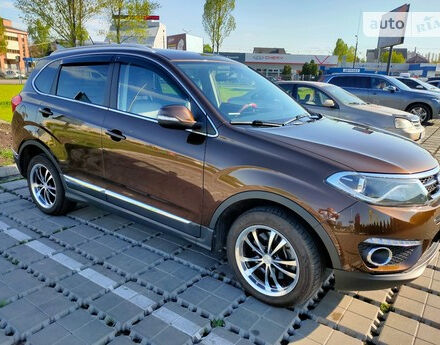 Фото на відгук з оцінкою 5   про авто Chery Tiggo 2017 року випуску від автора “Алла Брага” з текстом: Гарний, дуже місткий автомобіль. Салон набагато більше ніж у всіх попередніх моїх авто. Їде плавн...