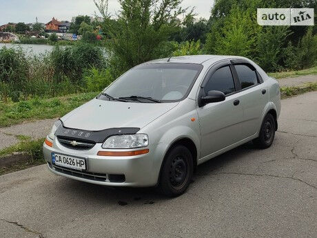 Chevrolet Aveo 2005 года