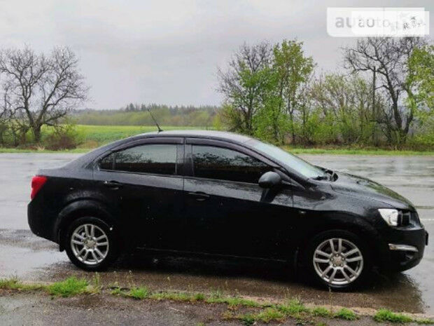 Chevrolet Aveo 2013 года