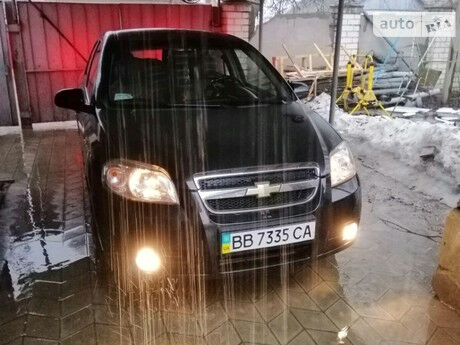 Chevrolet Aveo 2011 года