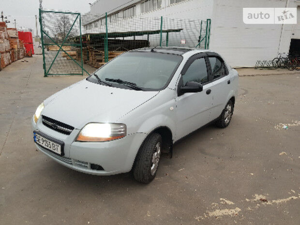 Chevrolet Aveo 2005 року