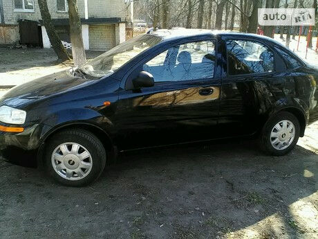 Chevrolet Aveo 2005 года