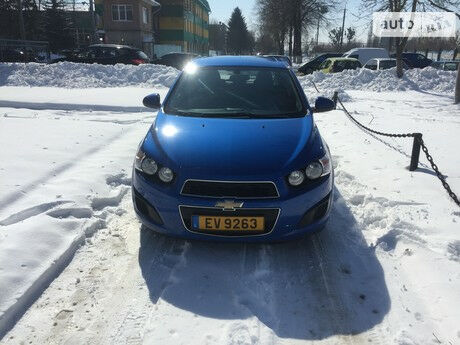 Chevrolet Aveo 2012 року