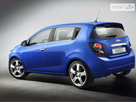 Chevrolet Aveo 2005 года