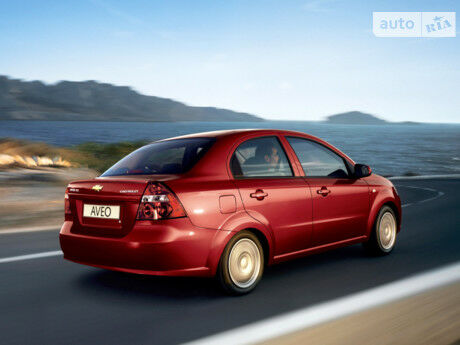 Chevrolet Aveo 2008 года