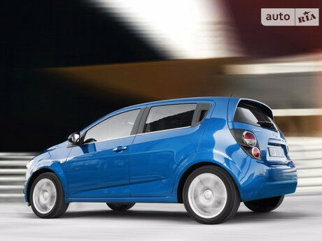 Chevrolet Aveo 2008 года