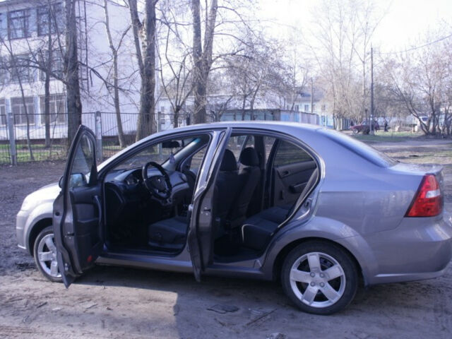 Chevrolet Aveo 2007 року