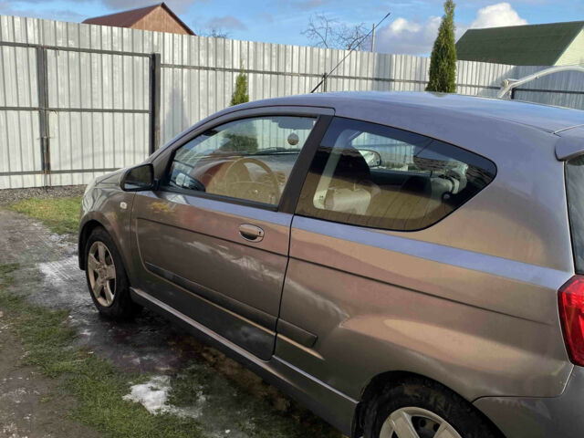 Chevrolet Aveo 2010 года