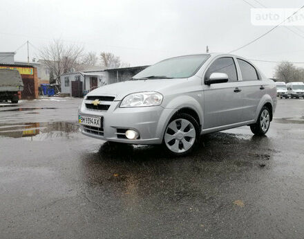 Chevrolet Aveo 2010 року