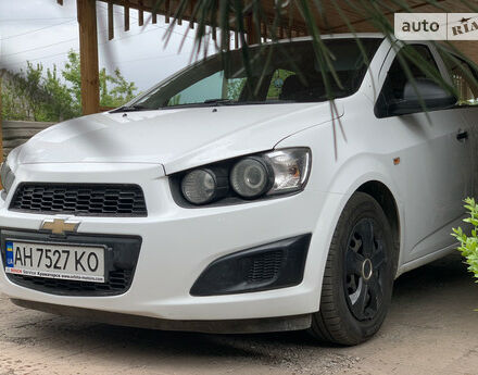 Chevrolet Aveo 2011 року